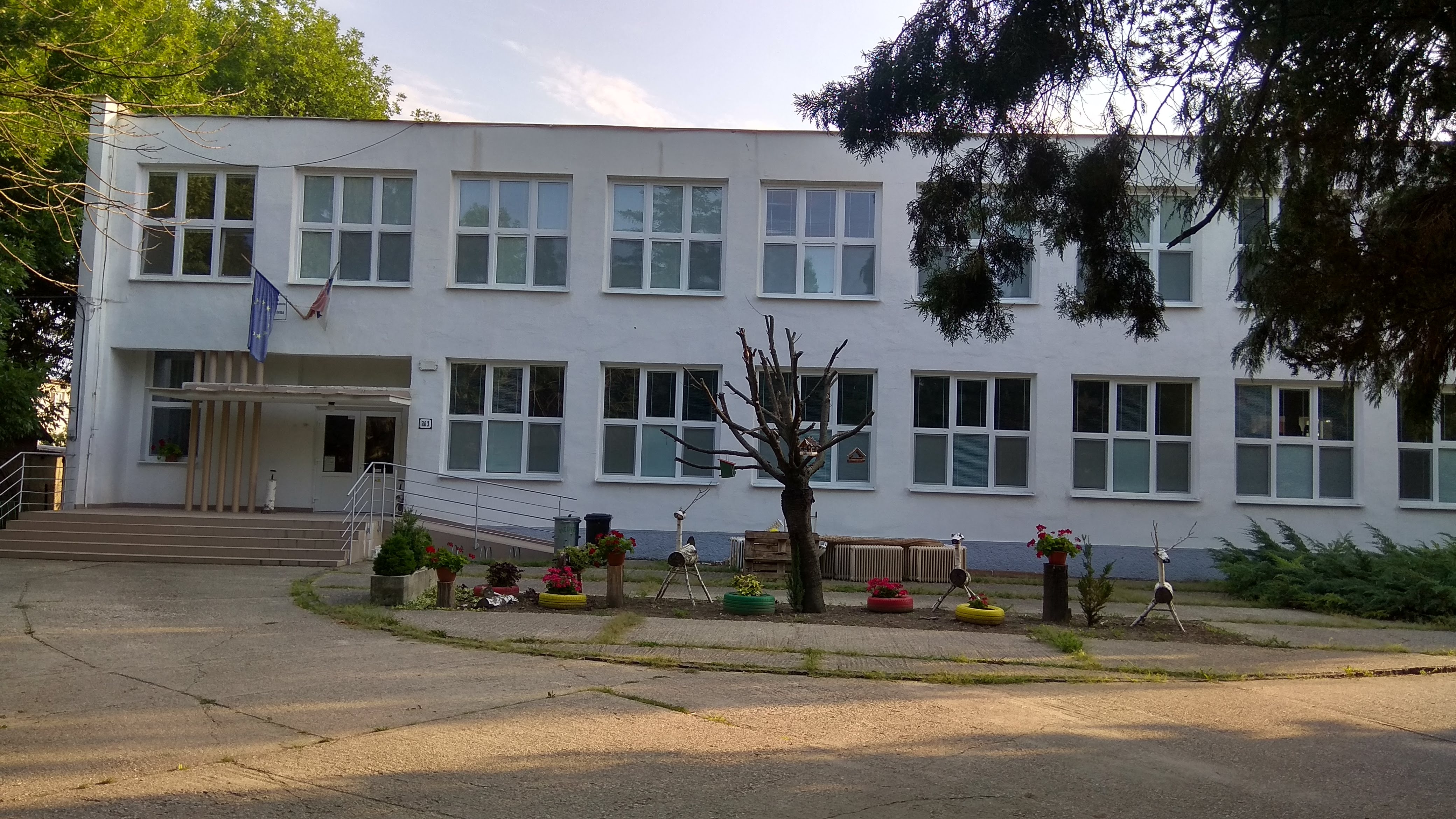 Materská škola s vyučvacím jazykom maďarským v Medveďove